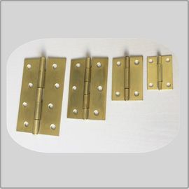 کابینت برنجی با سایز کوچک ، جلوه ای زیبا به دوام و سنگین ماندگاری دارد